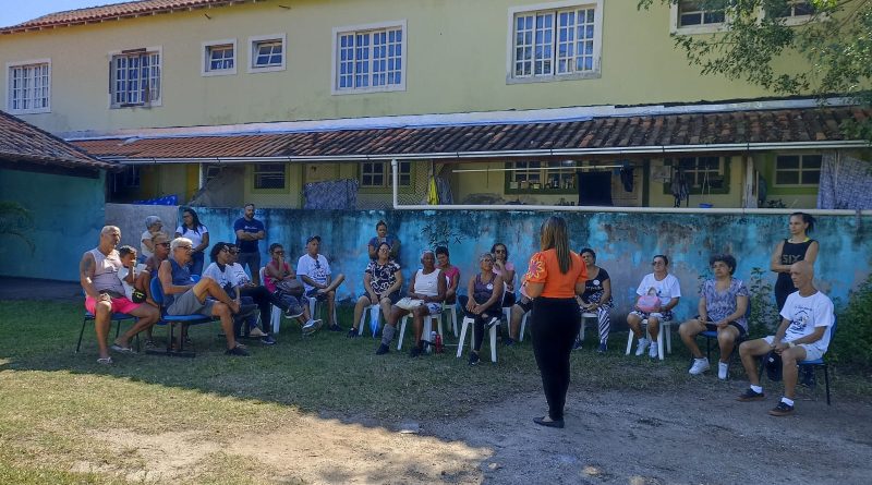 São Pedro da Aldeia: CRAS Palmiro Gomes promove roda de conversa em alusão ao Maio Laranja