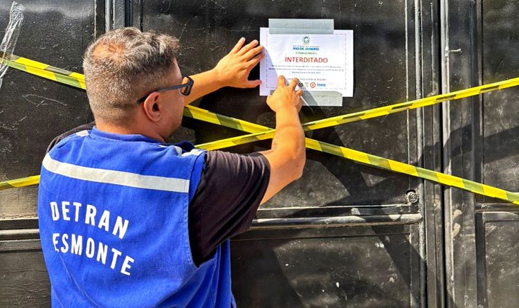 Detran RJ interdita galpão clandestino que vendia peças de veículos importados de forma irregular pela internet