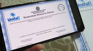 FUNITA conclui regularização da emissão de diplomas e fortalece parceria acadêmica com a UNITAU