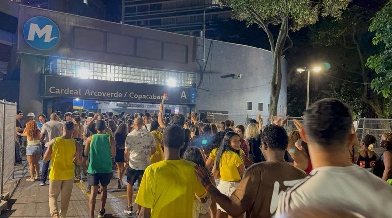 Megaoperação do MetrôRio para show da Shakira registra mais de 165 mil passageiros nas estações de Copacabana