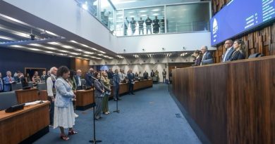 Mestre Ciça, diretor de bateria da Viradouro, será homenageado com a Medalha Tiradentes