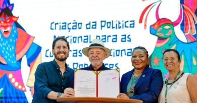“A educação nos ensina, mas a cultura nos faz revolucionários”, diz Lula, na 6ª Teia Nacional dos Pontos de Cultura