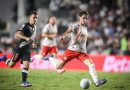Vasco perde para Red Bull Bragantino em São Januário e fica à beira do Z4 no Brasileirão