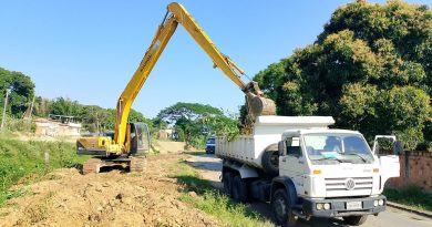Prefeitura de Japeri intensifica limpeza e desassoreamento de rios pelo programa Limpa Rio