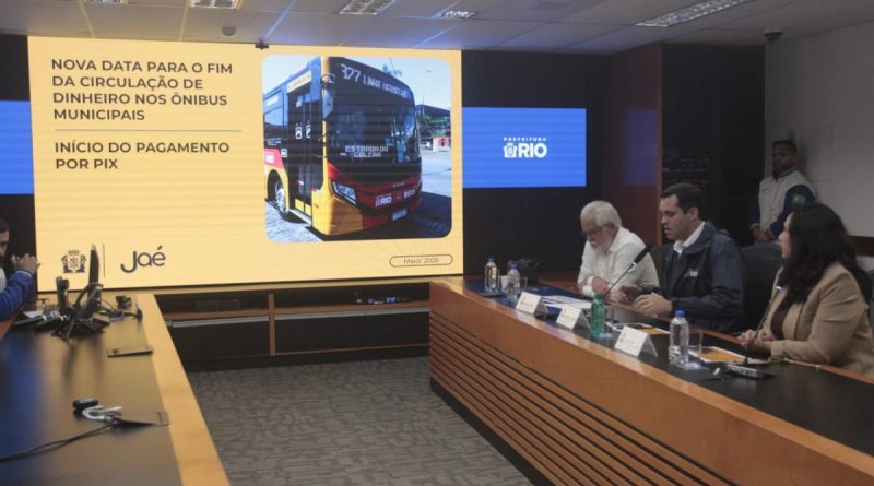 Fim do pagamento em dinheiro nos ônibus da cidade do Rio é adiado