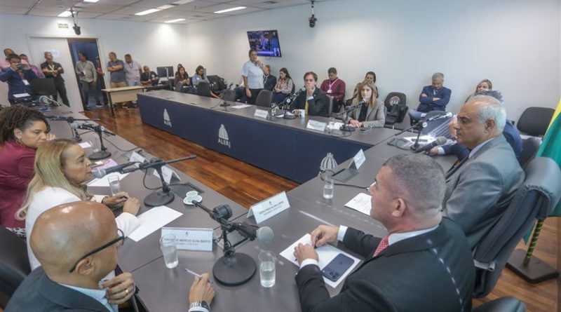 ALERJ instala comissão especial de contenção de gastos públicos