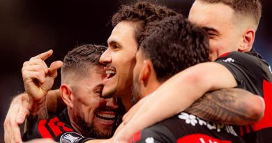 Flamengo vence o Estudiantes e confirma vaga nas oitavas da Libertadores