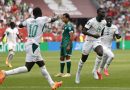Senegal goleia Iraque e mantém esperança por classificação na Copa