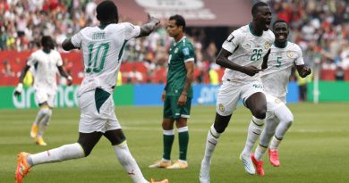 Senegal goleia Iraque e mantém esperança por classificação na Copa