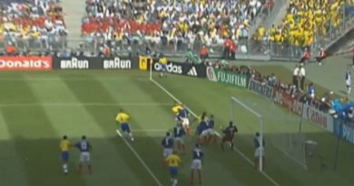 Último Brasil x Escócia na Copa teve camisa 5 protagonista e gol contra salvador