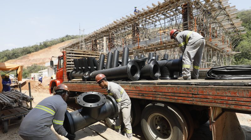 Cedae faz obra na ETA Xerém nesta quinta-feira (25/6)