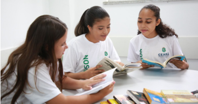 Ensino médio público avança e reprovação cai 62% em três anos