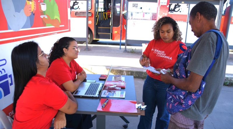 Maricá leva atendimento itinerante do Banco Mumbuca a Inoã e orienta sobre recadastramento de benefícios