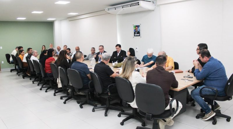 Prefeitura de Meriti recebe contabilistas e reforça diálogo com a categoria