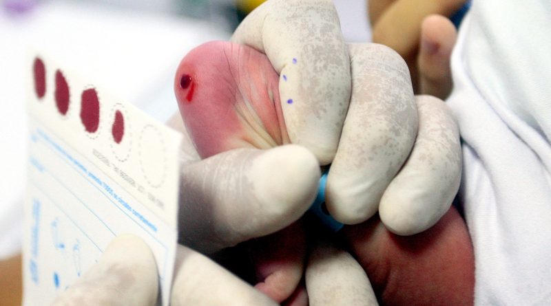 Hospital Iguassú realiza mais de 4,5 mil testes do pezinho e reforça importância do exame neonatal