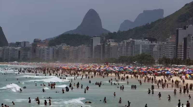 Massa de ar seco leva calor e ‘clima de verão’ para Rio, SP e MG, enquanto Sul segue sob risco de chuva forte; veja previsão