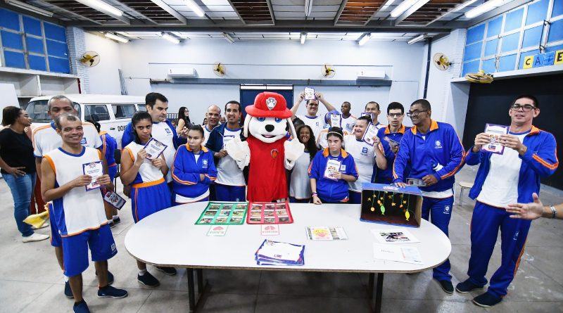 Nova Iguaçu leva programa de proteção animal aos alunos da educação especial