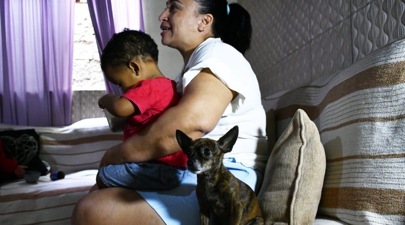 Moradora de Nova Iguaçu transforma luto em acolhimento para crianças afastadas de suas famílias