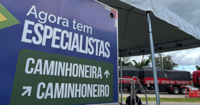 Ministério da Saúde leva unidade móvel com vacinação, exames e consultas para caminhoneiras e caminhoneiros em rodovia do Rio de Janeiro