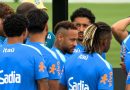 Seleção treina com elenco completo antes de enfrentar Japão; veja provável escalação