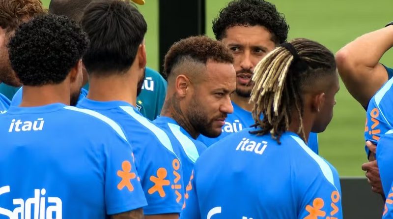 Seleção treina com elenco completo antes de enfrentar Japão; veja provável escalação