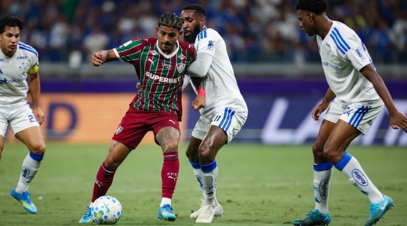 Fluminense sai na frente, mas vê Cruzeiro buscar o empate no Mineirão