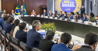 Margareth Menezes participa de reunião ministerial marcada pela defesa da soberania nacional