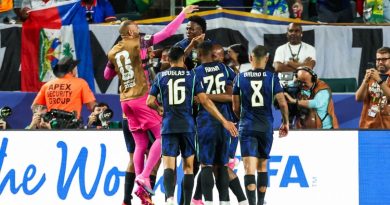 Com gols de Matheus Cunha e Vini Jr, Brasil vence Haiti e assume liderança do grupo C