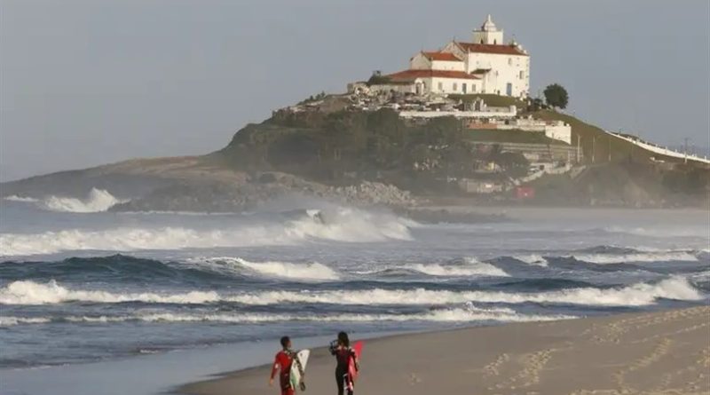 Capital estadual do surfe: Ondas que movimentam quase R$180 milhões na economia de Saquarema