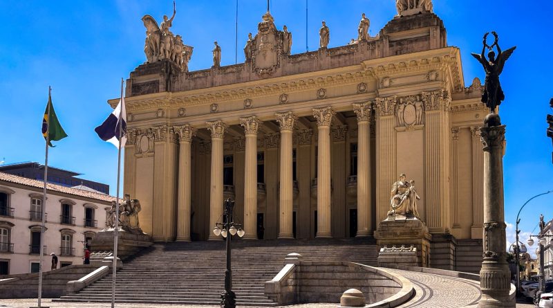 Comissã de orçamento da ALERJ vai discutir metas fiscais do poder executivo em audiência pública