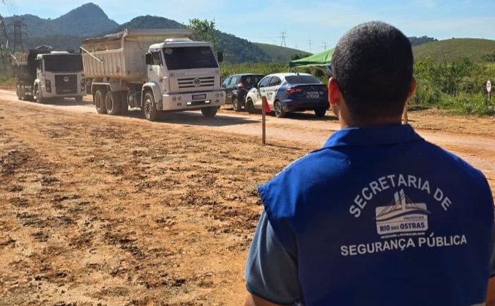 Rios das Ostras: Ação fiscaliza suposto crime de trânsito e ambiental em Cantagalo