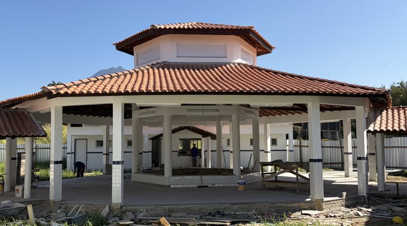 Obras da futura escola municipal Brasil-Finlândia entram na fase final em Penedo