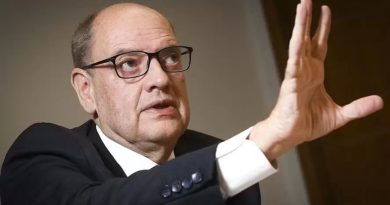 Governo do Rio supera 4 mil exonerações de comissionados e projeta economia de mais de R$ 230 milhões em 2026