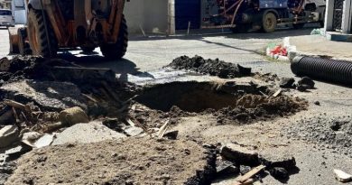 Prefeitura de Cabo Frio realiza intervenção na rede de drenagem e recupera trecho da Rua Grécia, no Jardim Caiçara