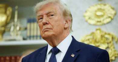 Trump defende ICE em meio a mortes em abordagens de veículos nos EUA