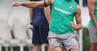 Com futuro indefinido, Canobbio volta ao Fluminense nesta semana