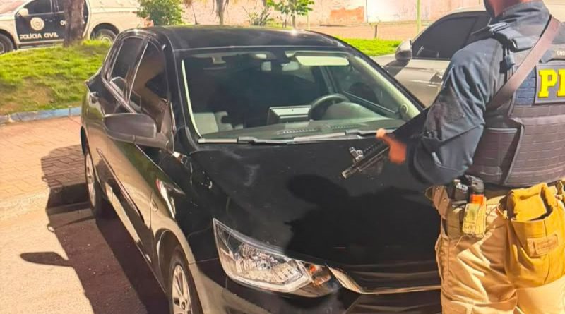 Homem é preso pela PRF após perseguição que começou na Ponte
