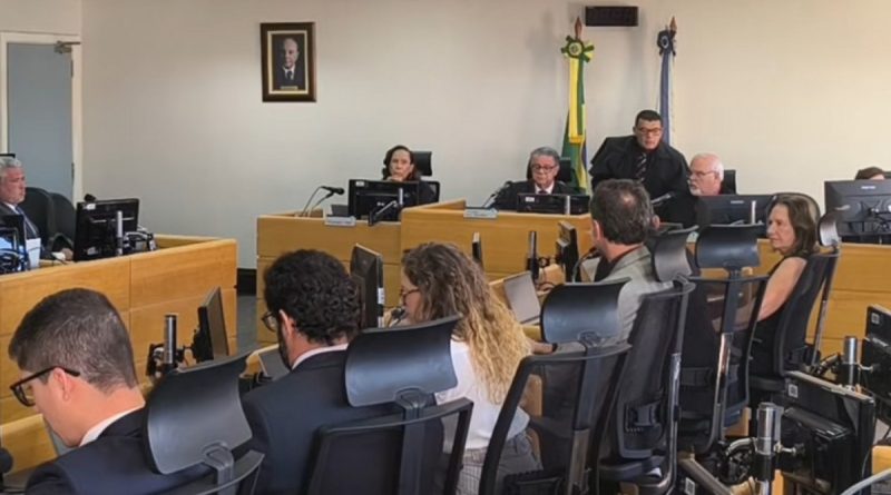 Nova reunião entre rodoviários e empresas de ônibus termina sem consenso