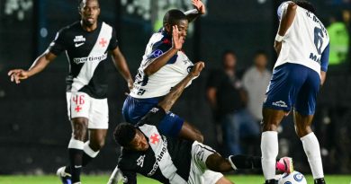 Vasco vence Independiente Medellín e vai às oitavas da Sul-Americana