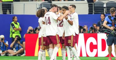 Espanha se impõe, vence a França e está na final da Copa do Mundo