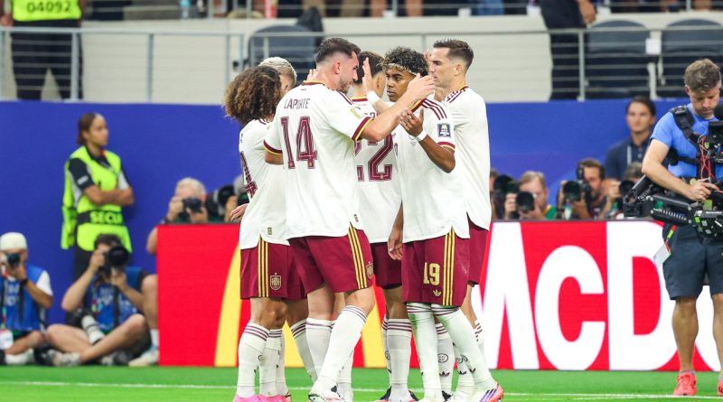 Espanha se impõe, vence a França e está na final da Copa do Mundo