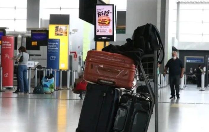 Sistema da Receita Federal agiliza desembarque para viajantes que declaram bens