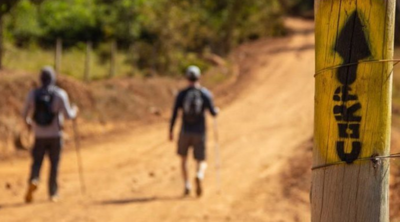 Praias, florestas e montanhas: conheça as trilhas de longo curso mais famosas do Brasil