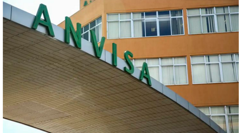 Anvisa anuncia recolhimento de água mineral e suspende energético