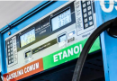 Gasolina com 32% de etanol passa a valer neste sábado (1º)