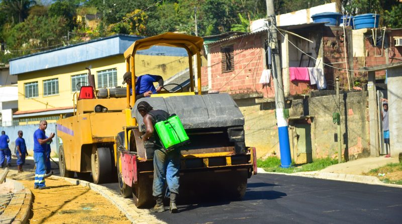 Belford Roxo: Obras de pavimentação, urbanização e novo asfalto transformam a Vila Cláudia e recebe elogios de moradores com os avanços no dia a dia