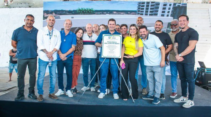 Prefeitura de Meriti lança pedra fundamental e inicia seis grandes obras na cidade
