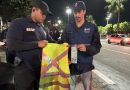 Ação de ordenamento em Copacabana recolhe três toneladas de entulho e remove estruturas irregulares das calçada