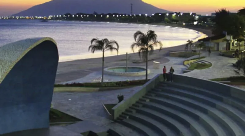 Enel Rio leva cinema ao ar livre e ações de sustentabilidade ao Centro de Rio das Ostras