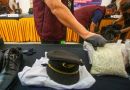 Piloto é preso com mais de 70 mil comprimidos de ecstasy após pousar avião e pode ser condenado à morte na Malásia